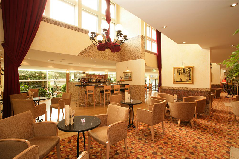 Merucre Buda Hotel