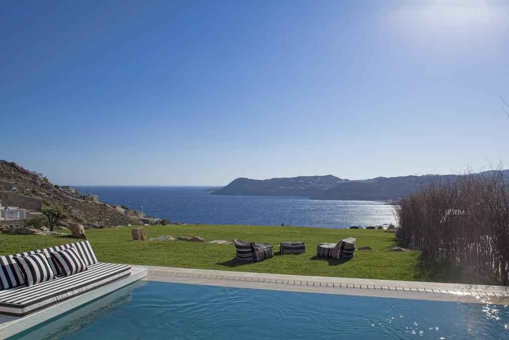 Myconian Villas