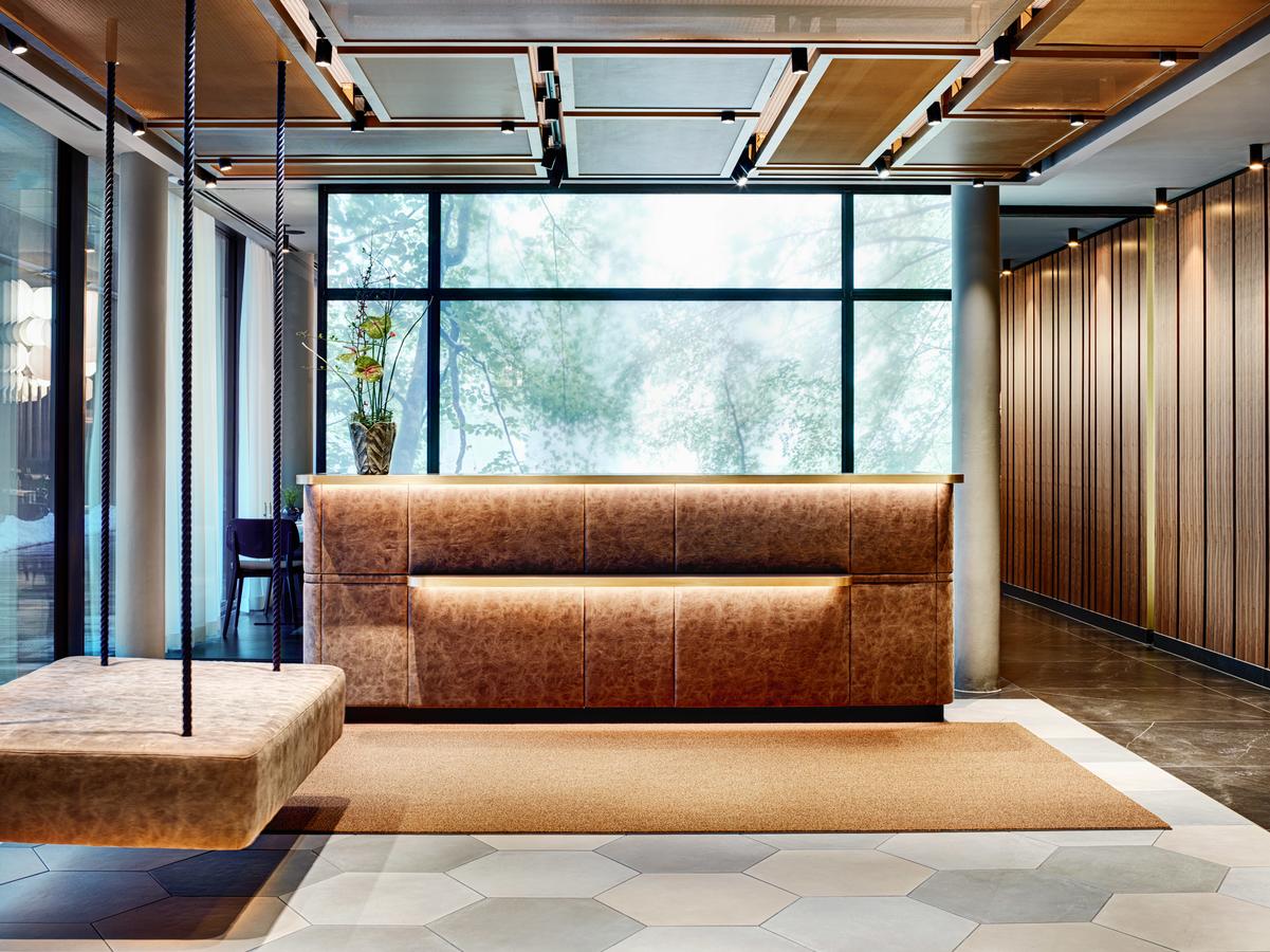 STAGE 12 - Hotel by Penz