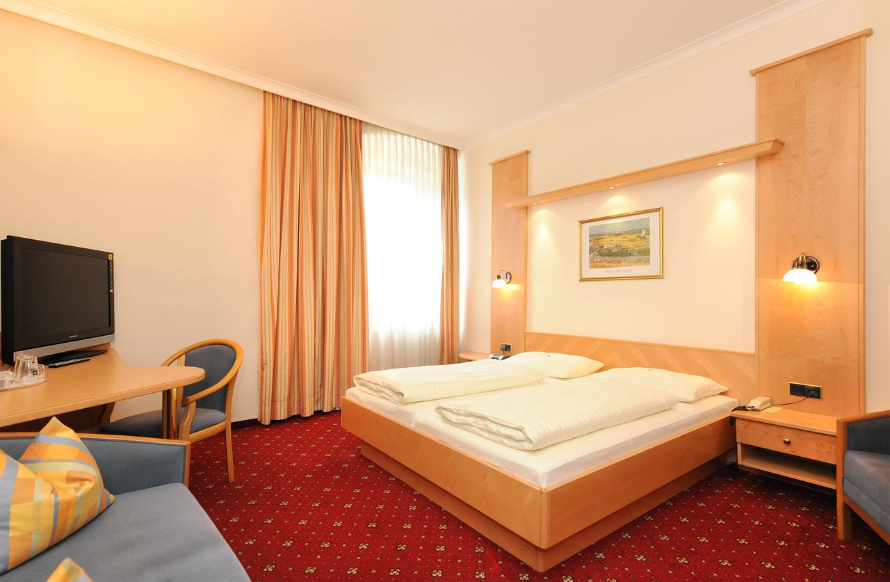 Hotel Goldener Brunnen