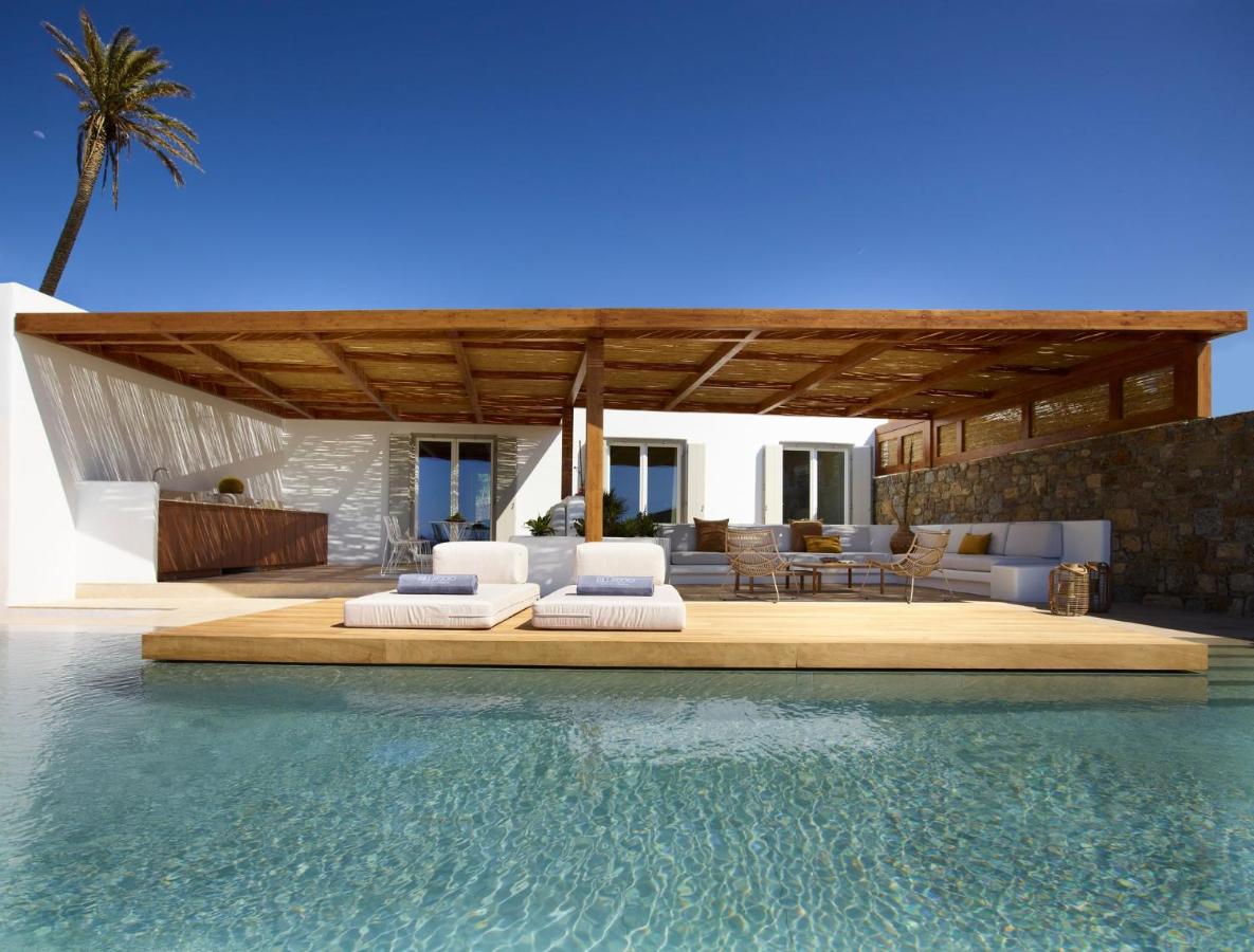 Bill & Coo Suites and Lounge